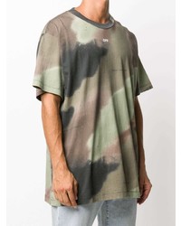 olivgrünes Camouflage T-Shirt mit einem Rundhalsausschnitt von Off-White