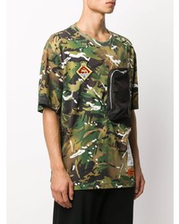 olivgrünes Camouflage T-Shirt mit einem Rundhalsausschnitt von Heron Preston