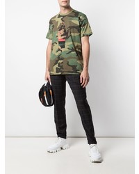 olivgrünes Camouflage T-Shirt mit einem Rundhalsausschnitt von Supreme