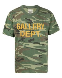 olivgrünes Camouflage T-Shirt mit einem Rundhalsausschnitt von GALLERY DEPT.