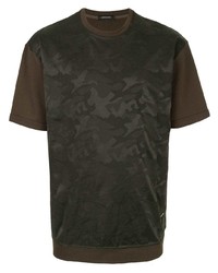 olivgrünes Camouflage T-Shirt mit einem Rundhalsausschnitt von Loveless
