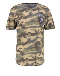 olivgrünes Camouflage T-Shirt mit einem Rundhalsausschnitt von ONLY & SONS