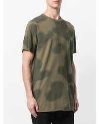 olivgrünes Camouflage T-Shirt mit einem Rundhalsausschnitt von Maharishi