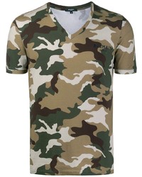 olivgrünes Camouflage T-Shirt mit einem V-Ausschnitt