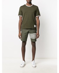 olivgrünes horizontal gestreiftes T-Shirt mit einem Rundhalsausschnitt von Thom Browne