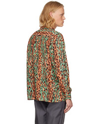 olivgrünes Langarmhemd mit Leopardenmuster von Wacko Maria