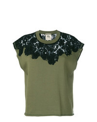 olivgrünes Spitze T-Shirt mit einem Rundhalsausschnitt