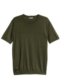 olivgrünes Strick T-Shirt mit einem Rundhalsausschnitt