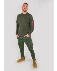 olivgrünes Sweatshirt von Alpha Industries