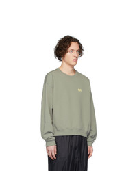 olivgrünes Sweatshirt von Martin Asbjorn