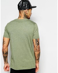 olivgrünes T-Shirt mit einem Rundhalsausschnitt von Asos