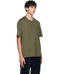 olivgrünes T-Shirt mit einem Rundhalsausschnitt von Nanamica