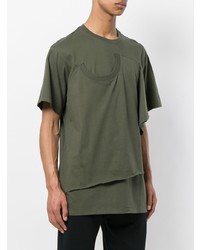 olivgrünes T-Shirt mit einem Rundhalsausschnitt von Bmuet(Te)