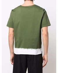olivgrünes T-Shirt mit einem Rundhalsausschnitt von Nick Fouquet