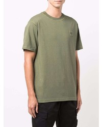 olivgrünes T-Shirt mit einem Rundhalsausschnitt von Stone Island