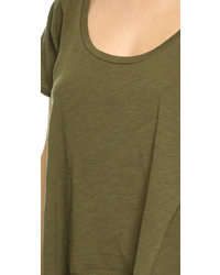 olivgrünes T-Shirt mit einem Rundhalsausschnitt von NSF