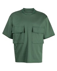 olivgrünes T-Shirt mit einem Rundhalsausschnitt von Sacai