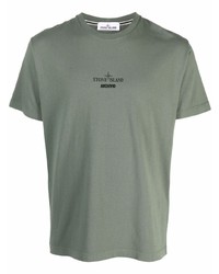 olivgrünes T-Shirt mit einem Rundhalsausschnitt von Stone Island