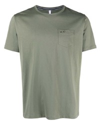 olivgrünes T-Shirt mit einem Rundhalsausschnitt von Sun 68
