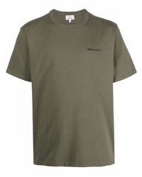 olivgrünes T-Shirt mit einem Rundhalsausschnitt von Woolrich