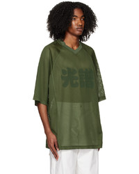 olivgrünes T-Shirt mit einem V-Ausschnitt aus Netzstoff von A. A. Spectrum