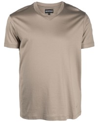 olivgrünes T-Shirt mit einem V-Ausschnitt von Emporio Armani