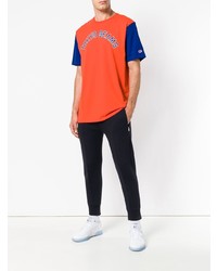 orange bedrucktes T-Shirt mit einem Rundhalsausschnitt von Champion