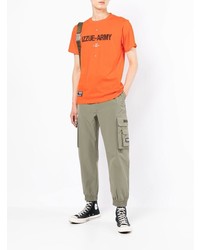 orange bedrucktes T-Shirt mit einem Rundhalsausschnitt von Izzue