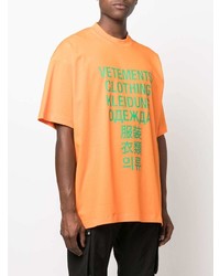 orange bedrucktes T-Shirt mit einem Rundhalsausschnitt von Vetements