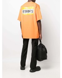 orange bedrucktes T-Shirt mit einem Rundhalsausschnitt von Vetements