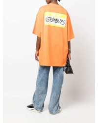 orange bedrucktes T-Shirt mit einem Rundhalsausschnitt von Vetements