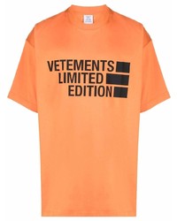 orange bedrucktes T-Shirt mit einem Rundhalsausschnitt von Vetements