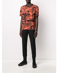 orange Camouflage T-Shirt mit einem Rundhalsausschnitt von McQ Swallow