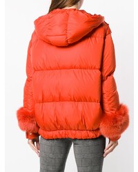 orange Daunenjacke von Moncler