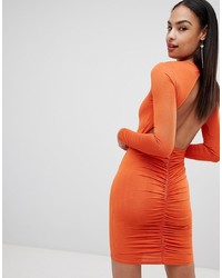 orange figurbetontes Kleid von Missguided