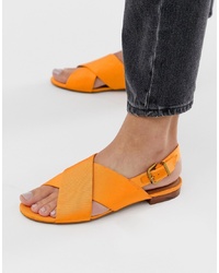 orange flache Sandalen aus Leder von Other Stories