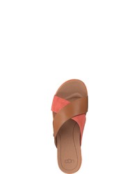 orange flache Sandalen aus Leder von UGG