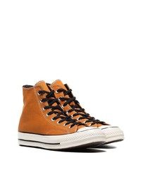 orange hohe Sneakers aus Segeltuch von Converse