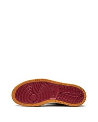 orange hohe Sneakers aus Wildleder von Jordan