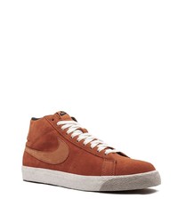 orange hohe Sneakers aus Wildleder von Nike