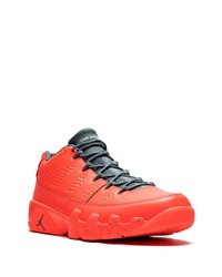 orange hohe Sneakers von Jordan