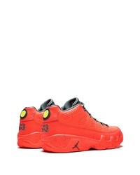 orange hohe Sneakers von Jordan