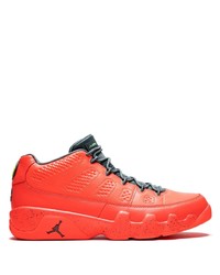 orange hohe Sneakers von Jordan