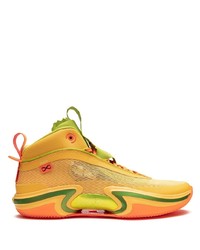 orange hohe Sneakers von Jordan