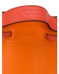 orange Leder Beuteltasche von JW Anderson