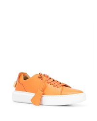 orange Leder niedrige Sneakers von Buscemi