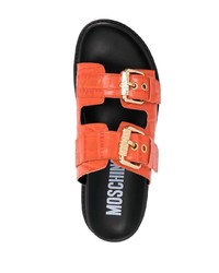 orange Ledersandalen von Moschino