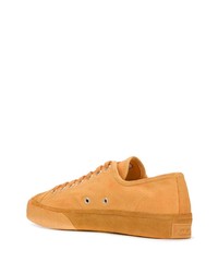 orange niedrige Sneakers von Converse