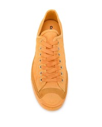 orange niedrige Sneakers von Converse