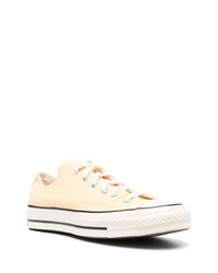 orange niedrige Sneakers von Converse